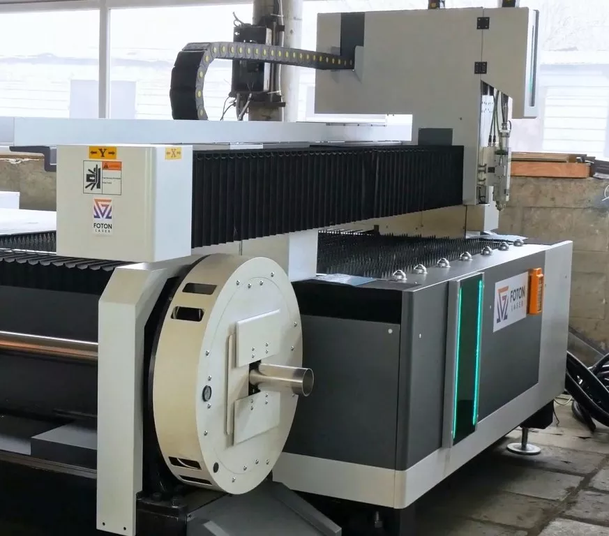 FL-L1530FR-6000-D220-Raycus Лазерный станок для резки листового металла и труб